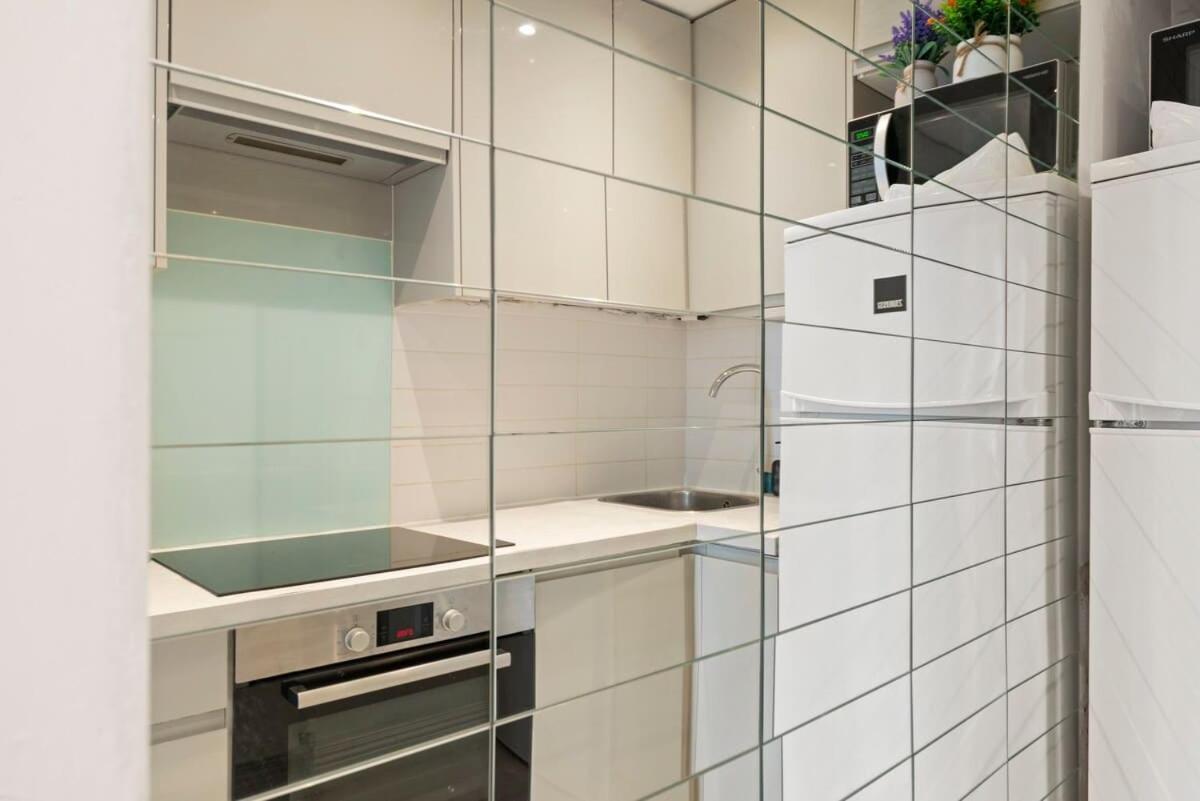 Sg, Classic Knightsbridge Loft Apartment ลอนดอน ภายนอก รูปภาพ